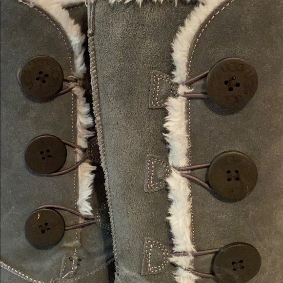 UGG Bailey Button Boot - Picture 5 of 8